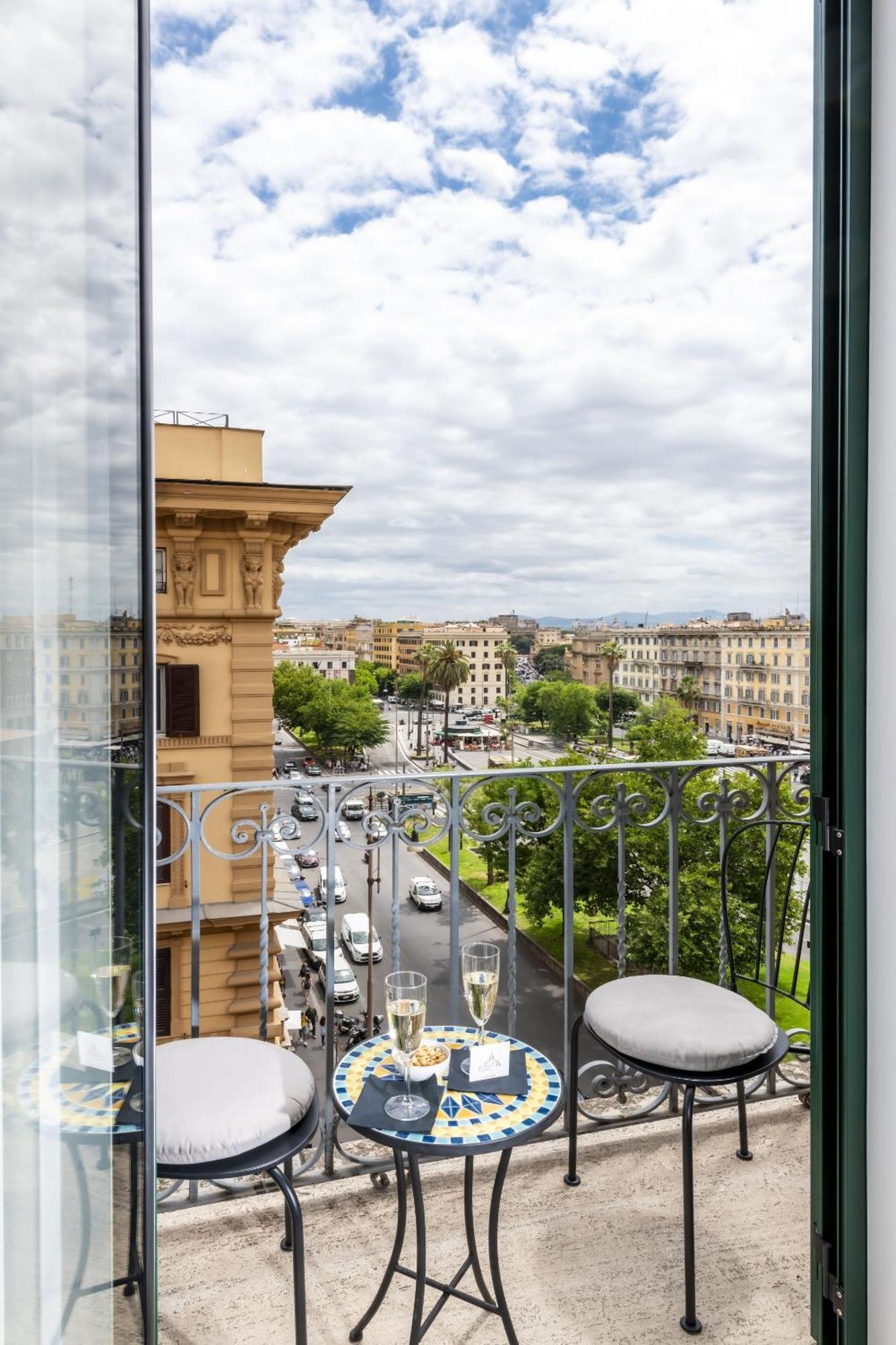 St Peter Twelve Bed & Breakfast Rome Exterior photo